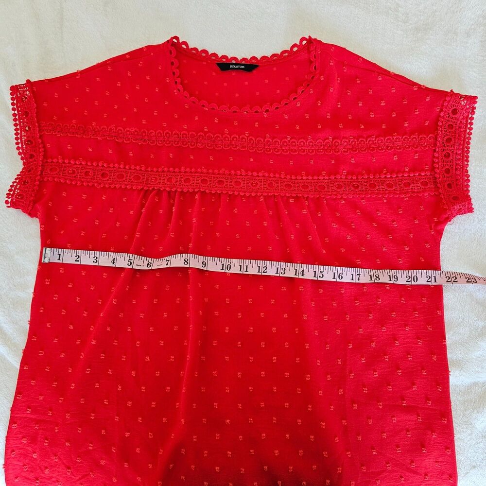 Dokotoo Women's Size M Red Swiss Dot Blouse Crochet Lace Short Sleeve Top - Picture 4 of 7
